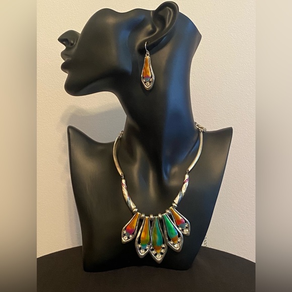 Rainbow Coalition Silver Tone Faux Gem Stones Necklace and Earring Set. - Picture 4 of 5